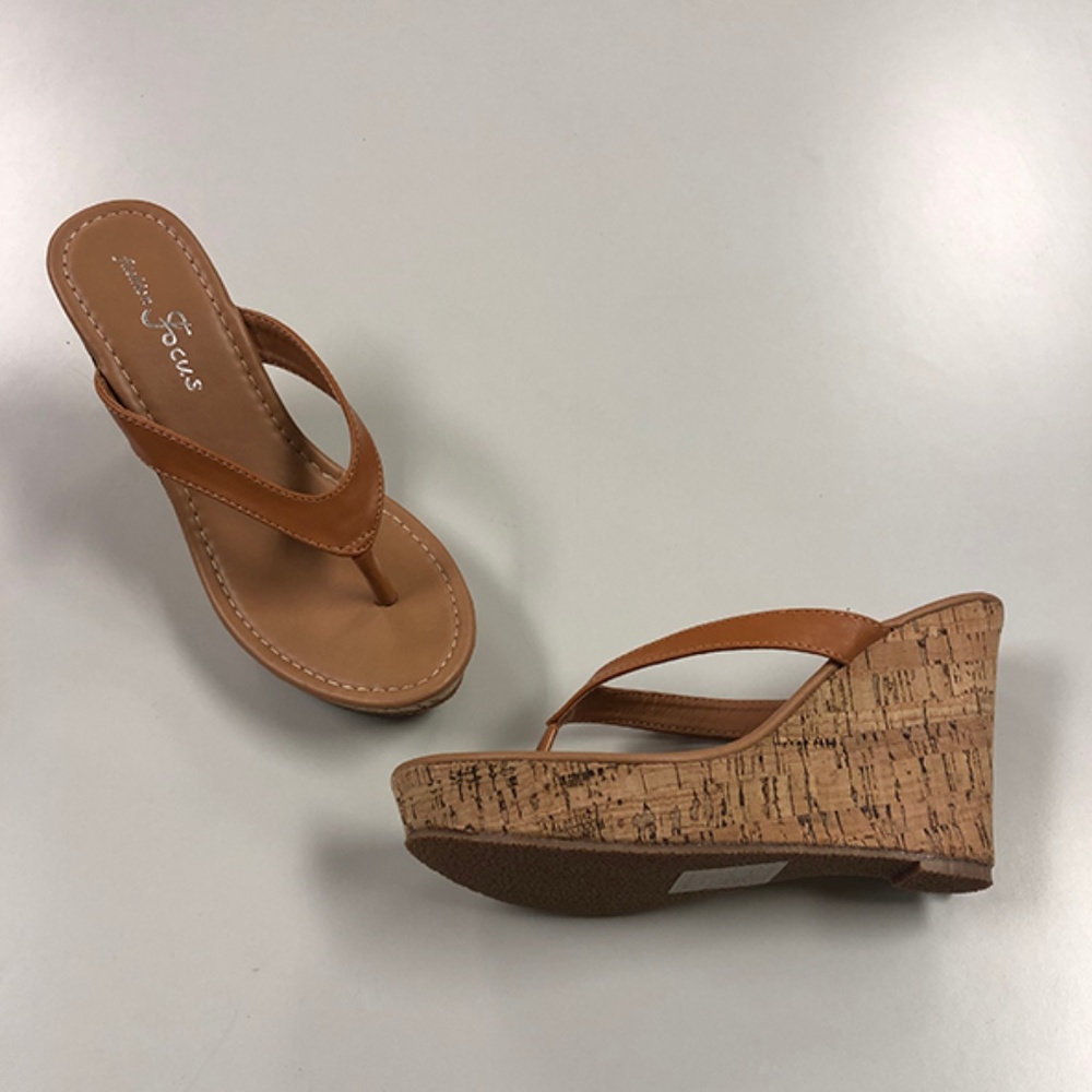 Feminine Tan Cork Wedge Thong Sandals - Focus